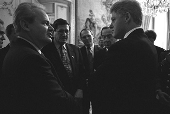 Clinton with Milosevic