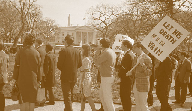 Demonstrators outside White House