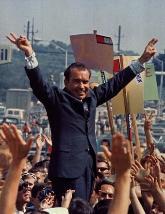 Nixon campaigning 1968