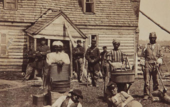 Union army troops and slaves