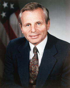Frank Carlucci