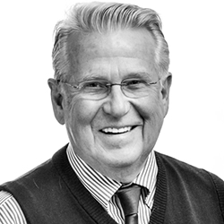 headshot of Frank Greer