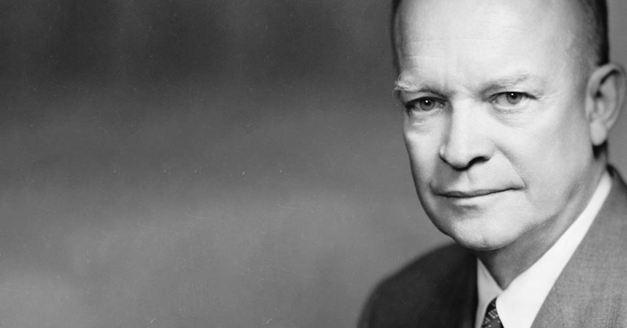 Eisenhower's portrait by Bacharach in 1952