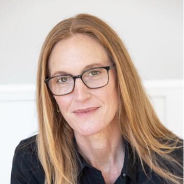 Louisa Terrell headshot