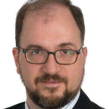 Soren Dayton headshot