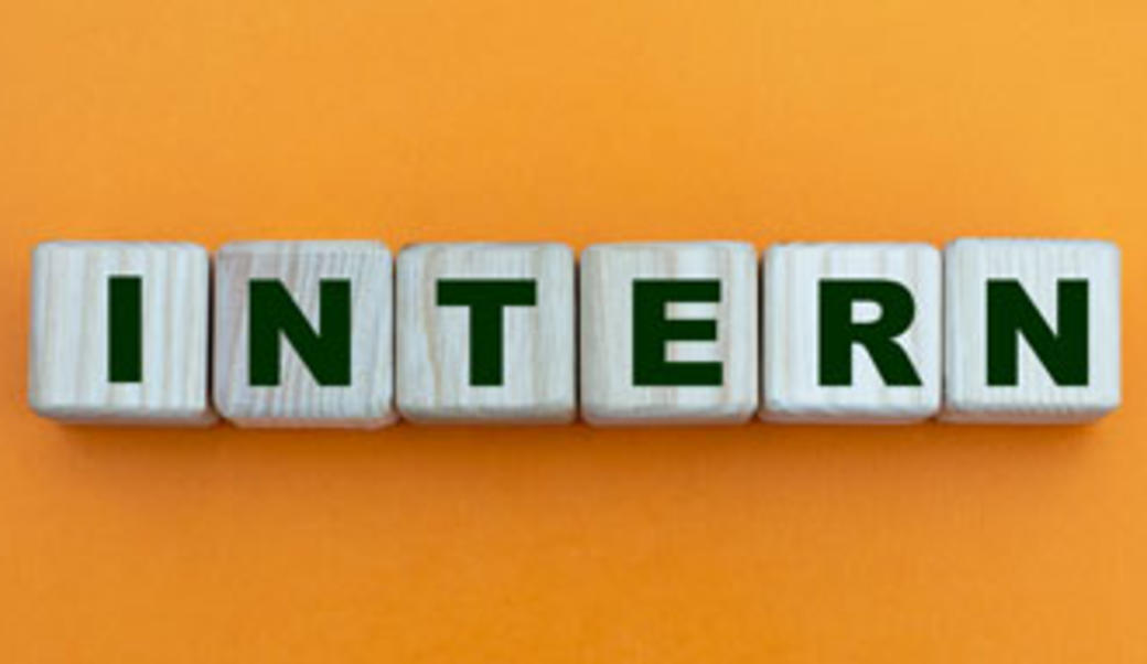 "intern" spelled out in Scrabble letters