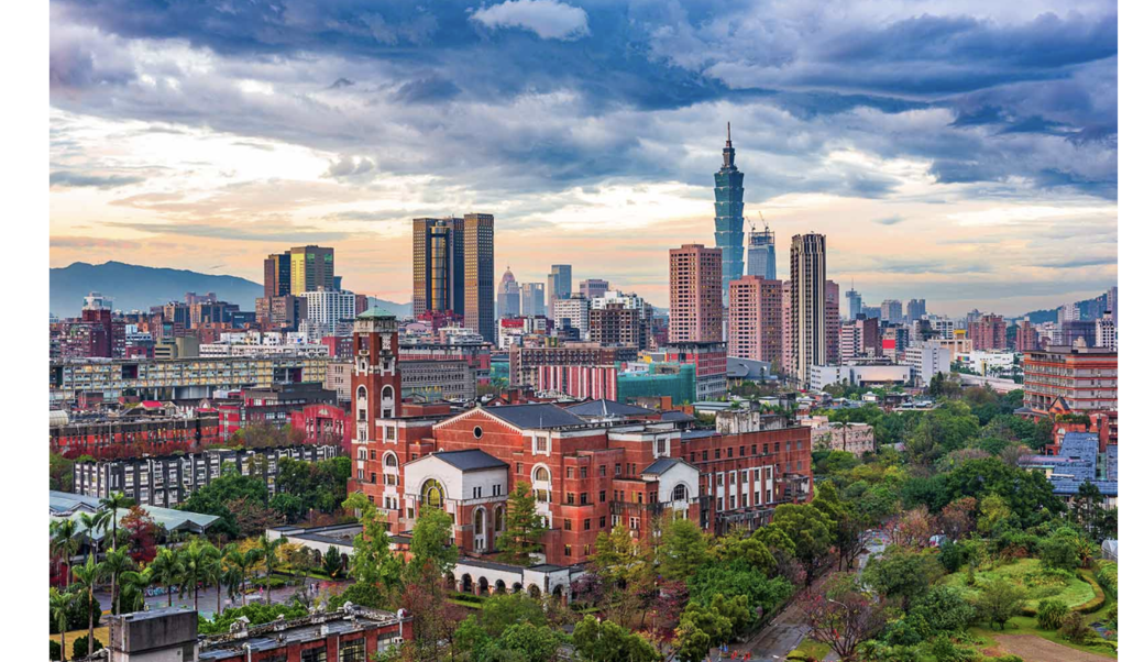 Commonwealth magazine headline