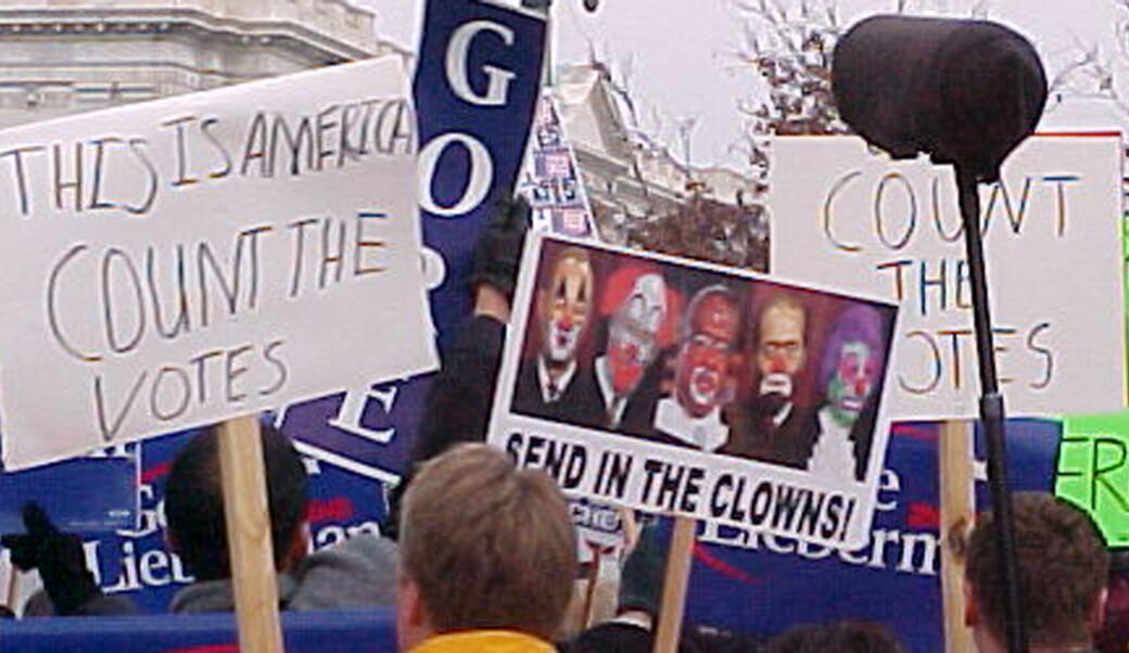 Protest in favor of Al Gore